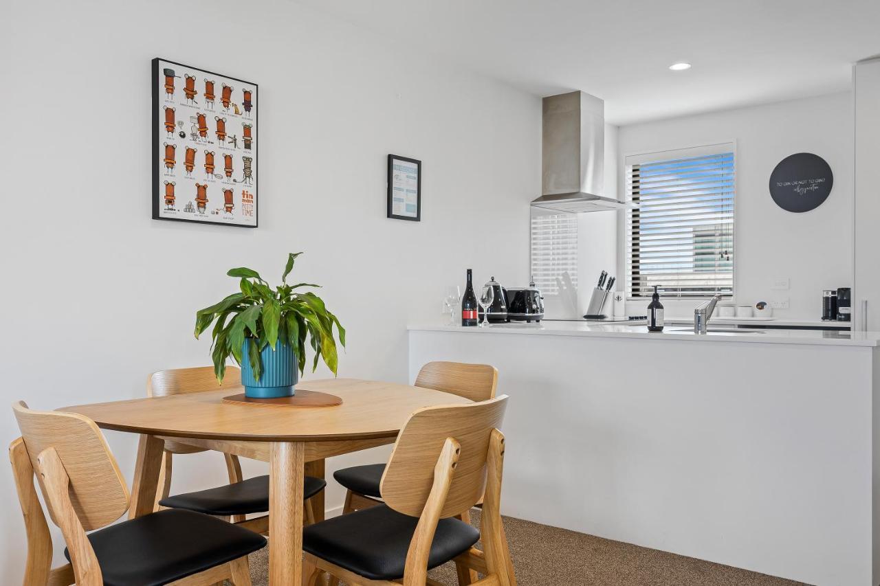 2 Bedroom City Pad With Free Car Park 크라이스트처치 외부 사진