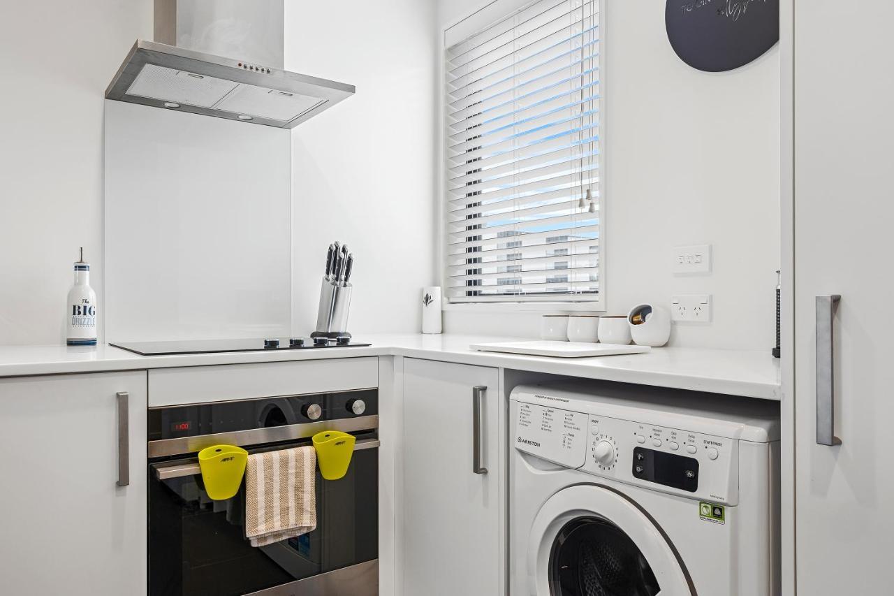 2 Bedroom City Pad With Free Car Park 크라이스트처치 외부 사진